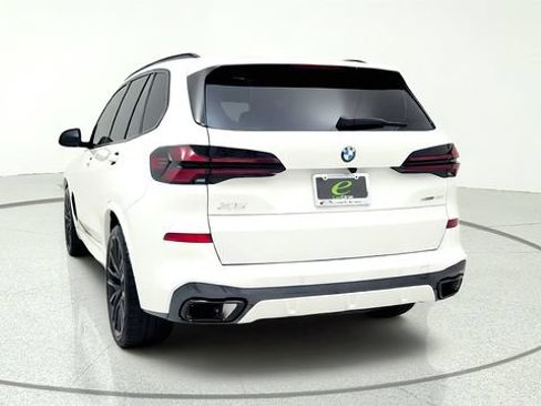 Used 2025 BMW X5 sDrive40i w/ M Sport Package RWD image 7