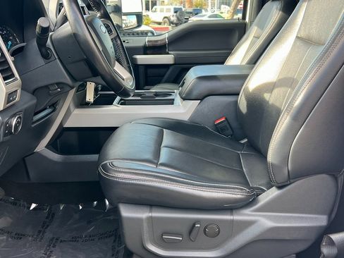 Used 2022 Ford F250 Lariat w/ Lariat Value Package image 24