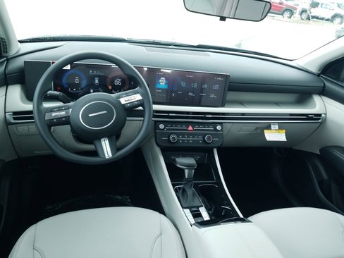 New 2026 Hyundai Tucson SE FWD image 18