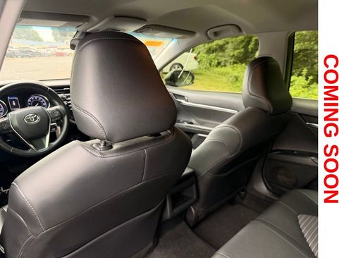 Used 2018 Toyota Camry SE FWD image 10