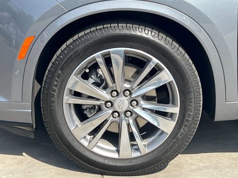 Used 2022 Cadillac XT6 Premium Luxury w/ Technology Package image 26