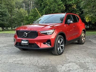 Certified 2023 Volvo XC40 B5 Plus w/ Climate Package