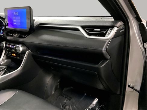 Used 2024 Toyota RAV4 XSE w/ Weather Package AWD/4WD image 19