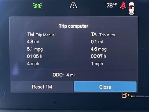 New 2026 Volvo XC90 B6 Plus w/ Protection Package Premier image 16