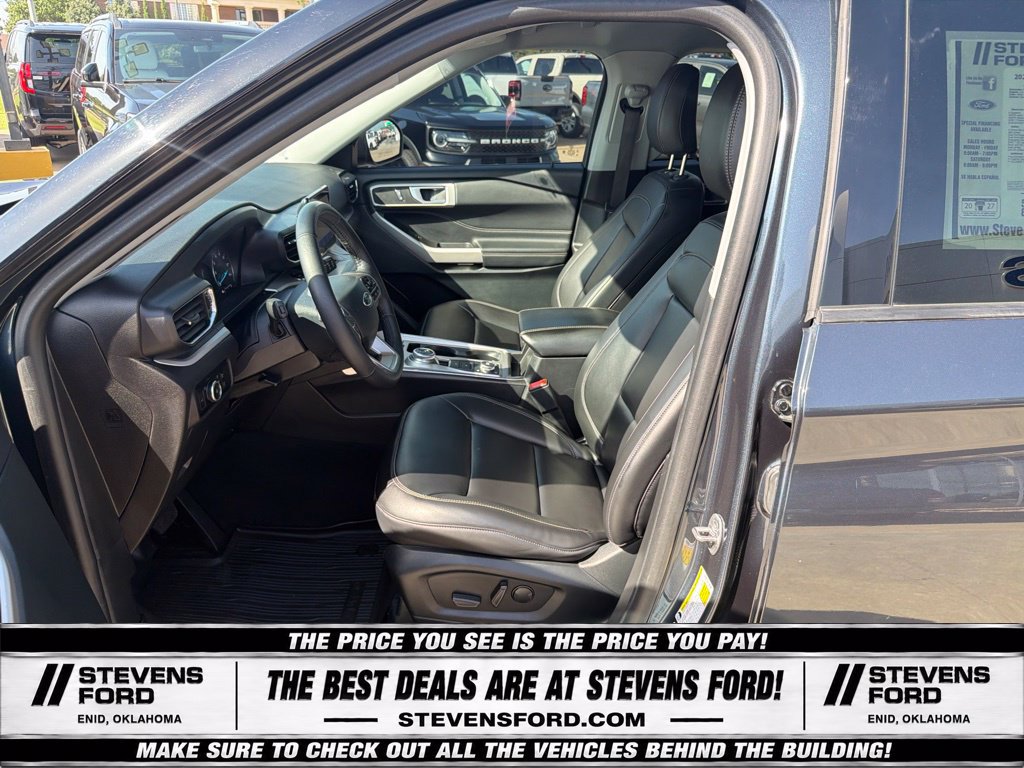 Used 2024 Ford Explorer XLT w/ Equipment Group 202A AWD/4WD image 15
