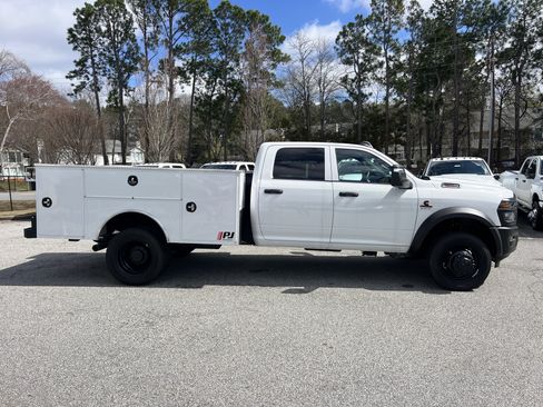 New 2026 RAM 4500 Tradesman image 47