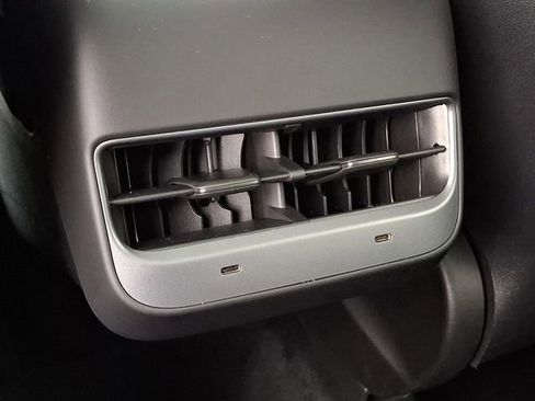 Used 2023 Tesla Model Y Long Range image 14