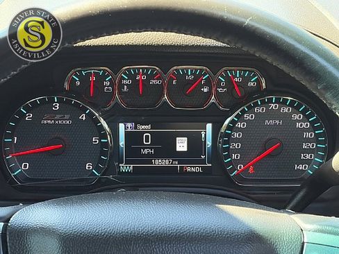 Used 2019 Chevrolet Suburban LT image 29