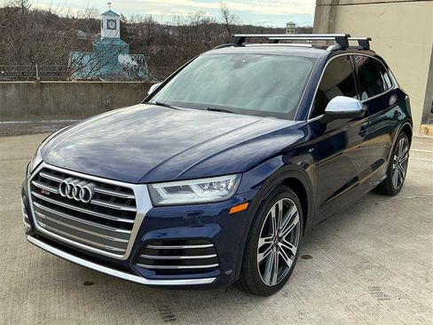 Used 2018 Audi SQ5 Premium Plus w/ S Sport Package image 10