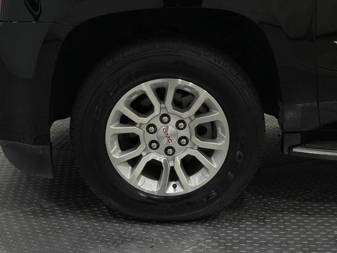 Used 2018 GMC Yukon SLT w/ Open Road Package image 38