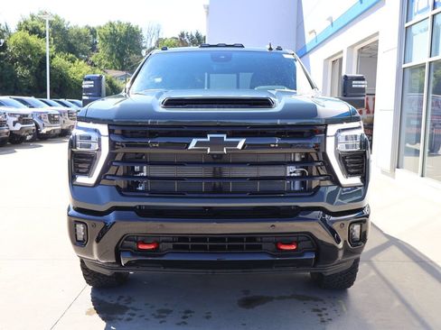 New 2026 Chevrolet Silverado 3500 LT w/ Trail Boss Package AWD/4WD image 6