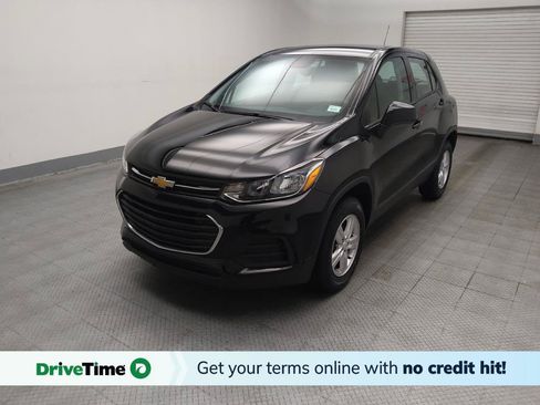 Used 2021 Chevrolet Trax LS AWD/4WD image 1