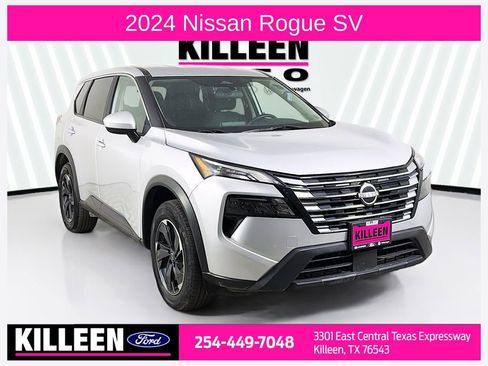 Used 2024 Nissan Rogue SV image 1
