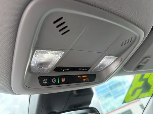 Used 2023 Chevrolet Malibu LT FWD image 5