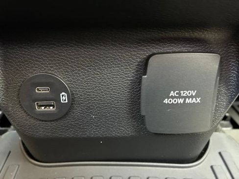 Used 2025 Ford Ranger XLT w/ Chrome Accent Package AWD/4WD image 23