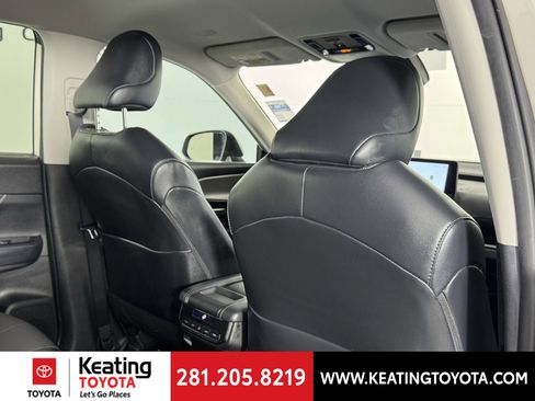 Certified 2024 Toyota Grand Highlander XLE image 21
