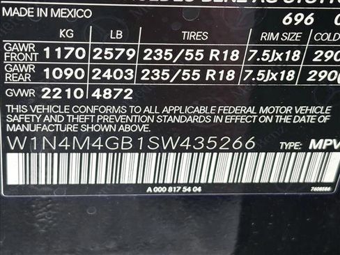 New 2025 Mercedes-Benz GLB 250 image 25