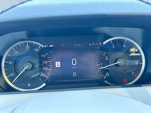 Used 2022 Land Rover Range Rover Velar R-Dynamic S image 38