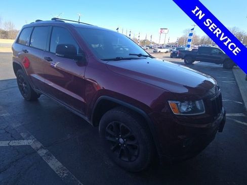 Used 2016 Jeep Grand Cherokee Limited image 1