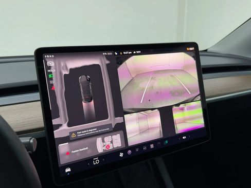 Used 2023 Tesla Model Y Performance AWD/4WD image 74