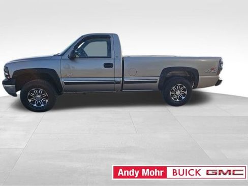 Used 2000 Chevrolet Silverado 1500 4x4 Regular Cab w/ Exterior Appearance Pkg image 11