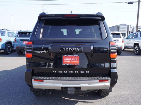 New 2026 Toyota 4Runner Limited image 9