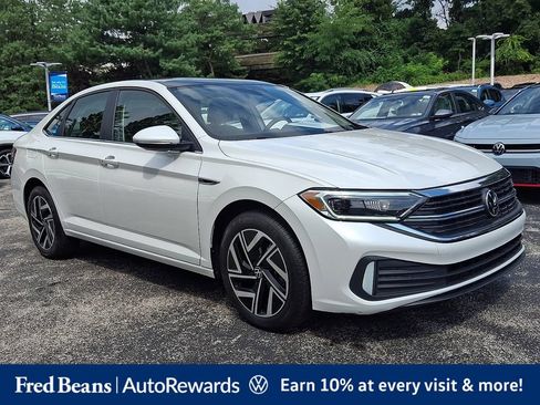 Certified 2024 Volkswagen Jetta SEL FWD image 1