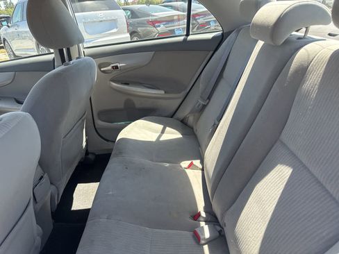 Used 2010 Toyota Corolla LE FWD image 16