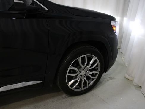 Used 2023 GMC Terrain Denali w/ Denali Premium Package AWD/4WD image 39
