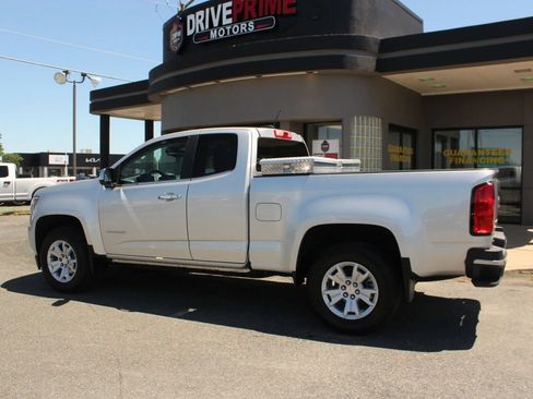 Used 2015 Chevrolet Colorado LT w/ Luxury Package RWD image 6
