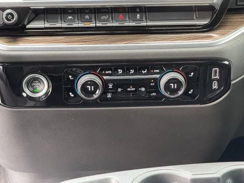 Used 2023 Chevrolet Silverado 1500 LT AWD/4WD image 21