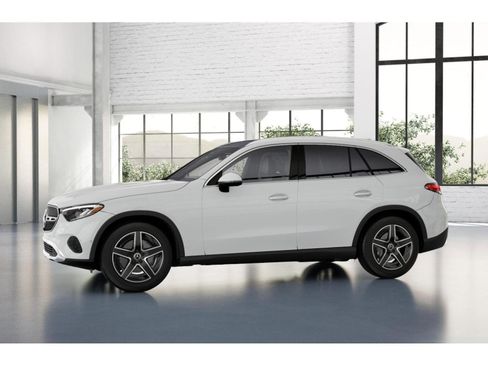 New 2026 Mercedes-Benz GLC 300 4MATIC image 38