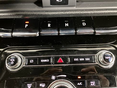 Used 2022 Lincoln Corsair AWD w/ Premium Package image 27