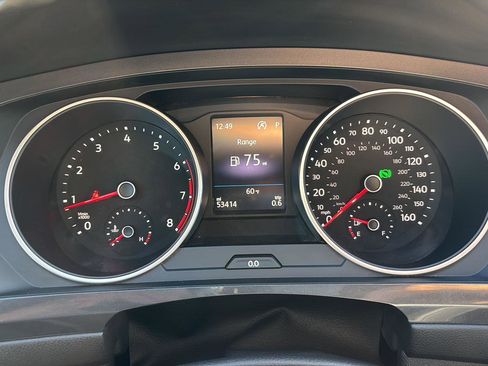 Used 2020 Volkswagen Tiguan SE R-Line image 25