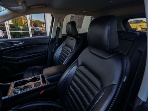 Used 2023 Ford Edge SEL image 18