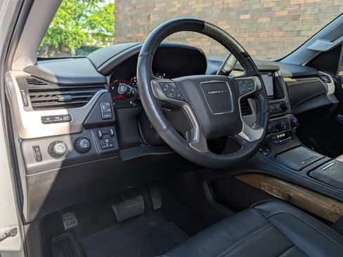 Used 2016 GMC Yukon Denali w/ Open Road Package AWD/4WD image 16