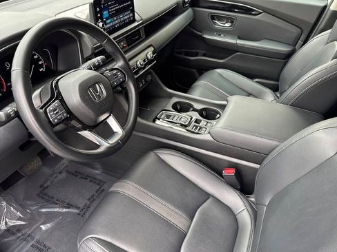 Certified 2025 Honda Pilot EX-L image 14