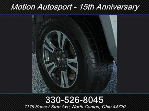 Used 2017 Toyota Tacoma SR5 AWD/4WD image 38