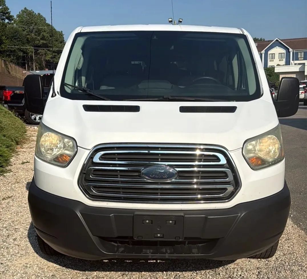 Used 2015 Ford Transit 350 XLT RWD image 4