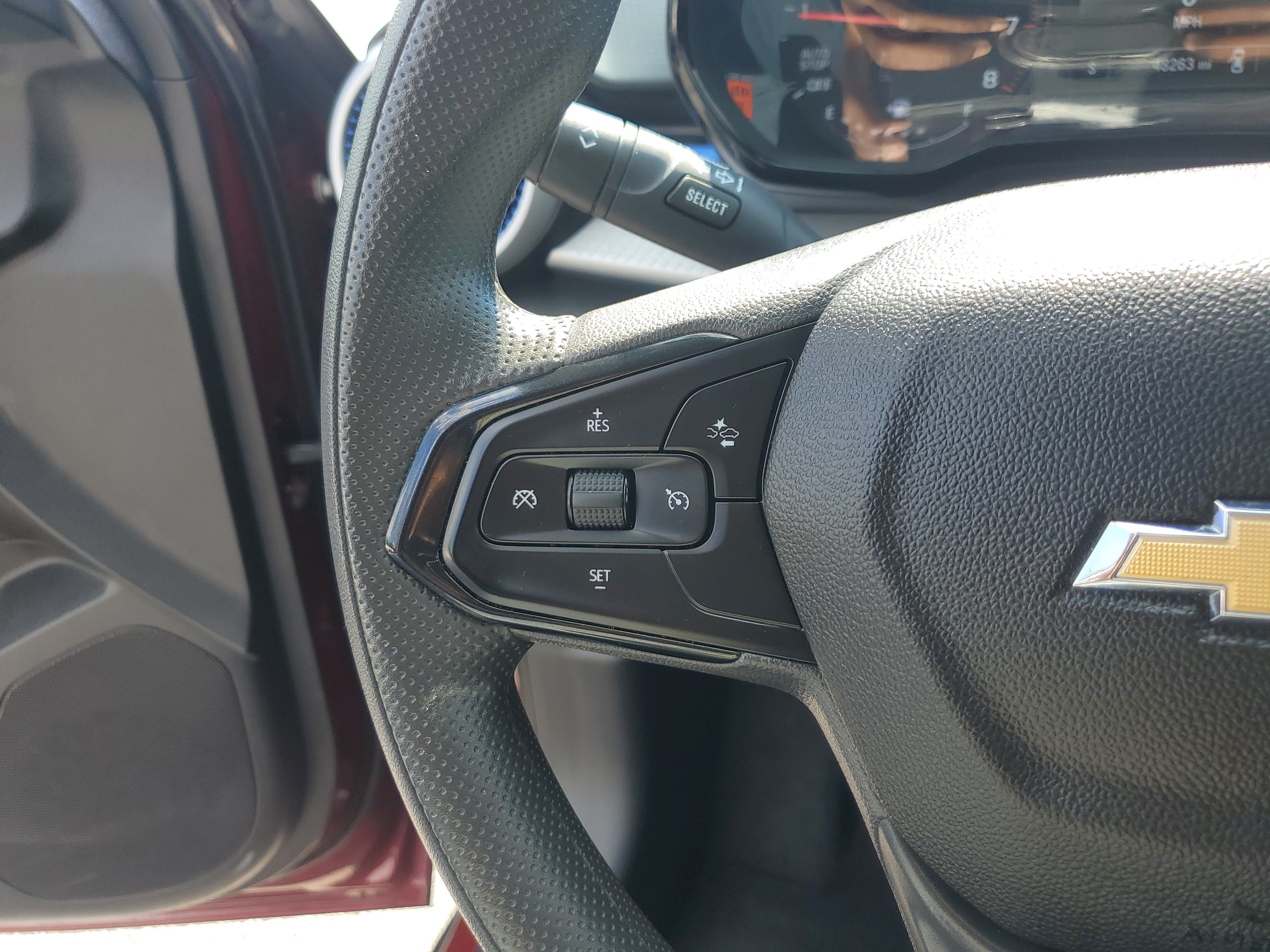 Used 2025 Chevrolet Trax LS FWD image 26