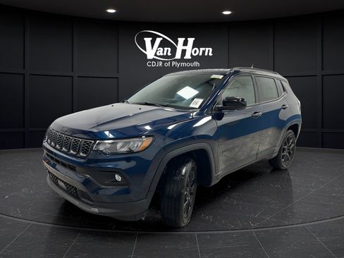 New 2026 Jeep Compass Latitude AWD/4WD image 3