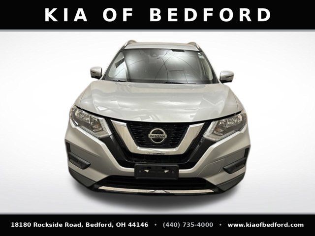 Used 2019 Nissan Rogue SV w/ Premium Package AWD/4WD image 2