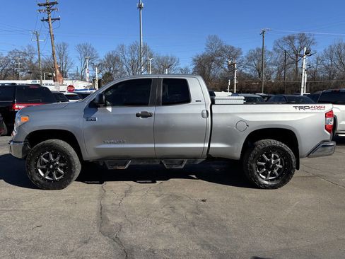 Used 2017 Toyota Tundra SR5 w/ TRD Off Road Package image 6