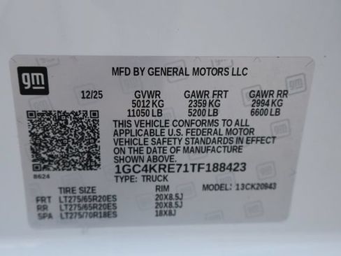 Used 2026 Chevrolet Silverado 2500 High Country w/ High Country Premium Package AWD/4WD image 45