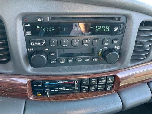 Used 2004 Buick Le Sabre Custom w/ Wheel and Sounds Package image 35