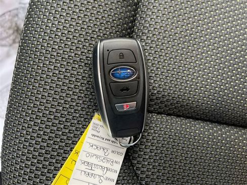 Used 2024 Subaru Crosstrek 2.0i Premium image 32