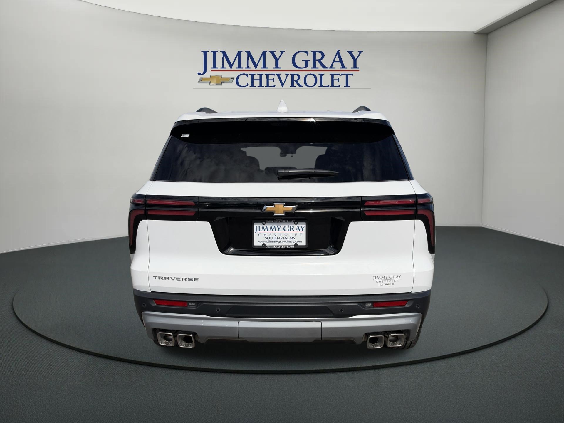 New 2027 Chevrolet Traverse LT w/ Driver Confidence Package FWD image 4