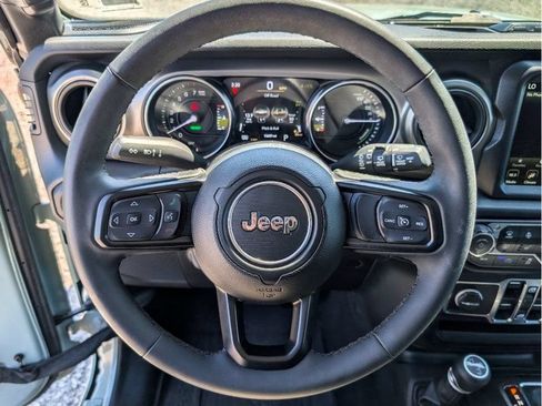Used 2023 Jeep Wrangler Unlimited w/ Cold Weather Group AWD/4WD image 18