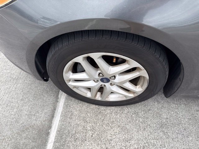 Used 2016 Ford Fusion SE FWD image 21