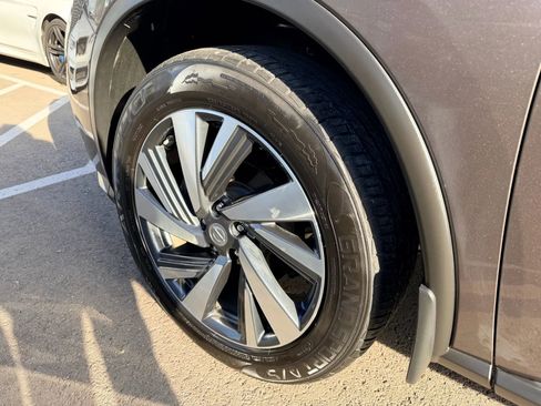 Used 2015 Nissan Murano Platinum w/ Platinum Technology Package image 9